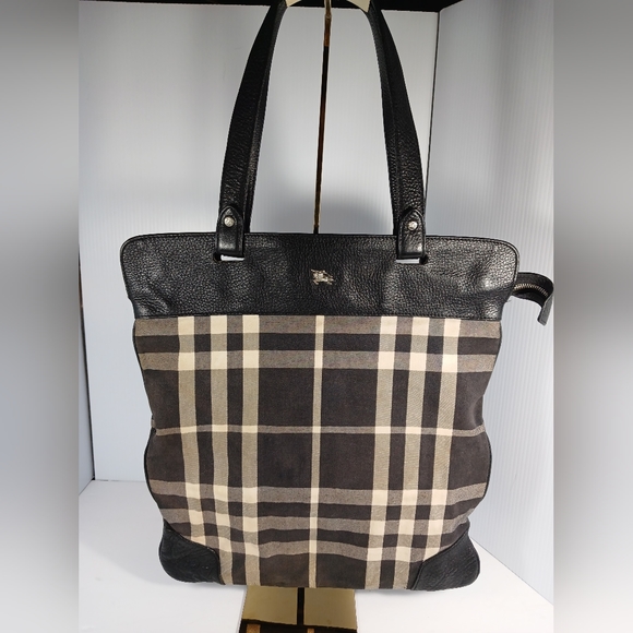 Burberry printed Canvas Tote - Picture 1 of 9